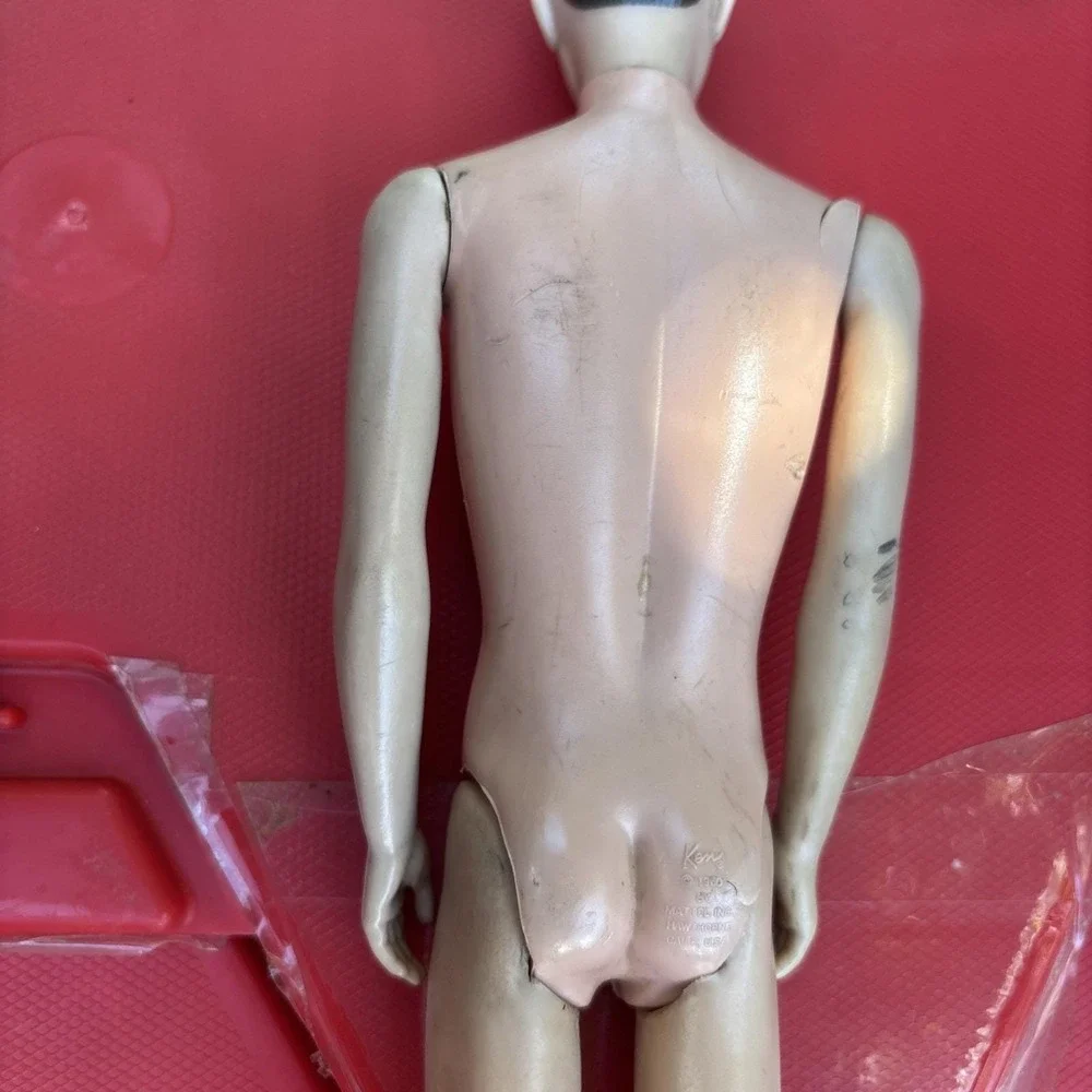 Vintage 1962 Mattel Painted Hair Ken Doll #0750 Brunette Straight Leg Great Face